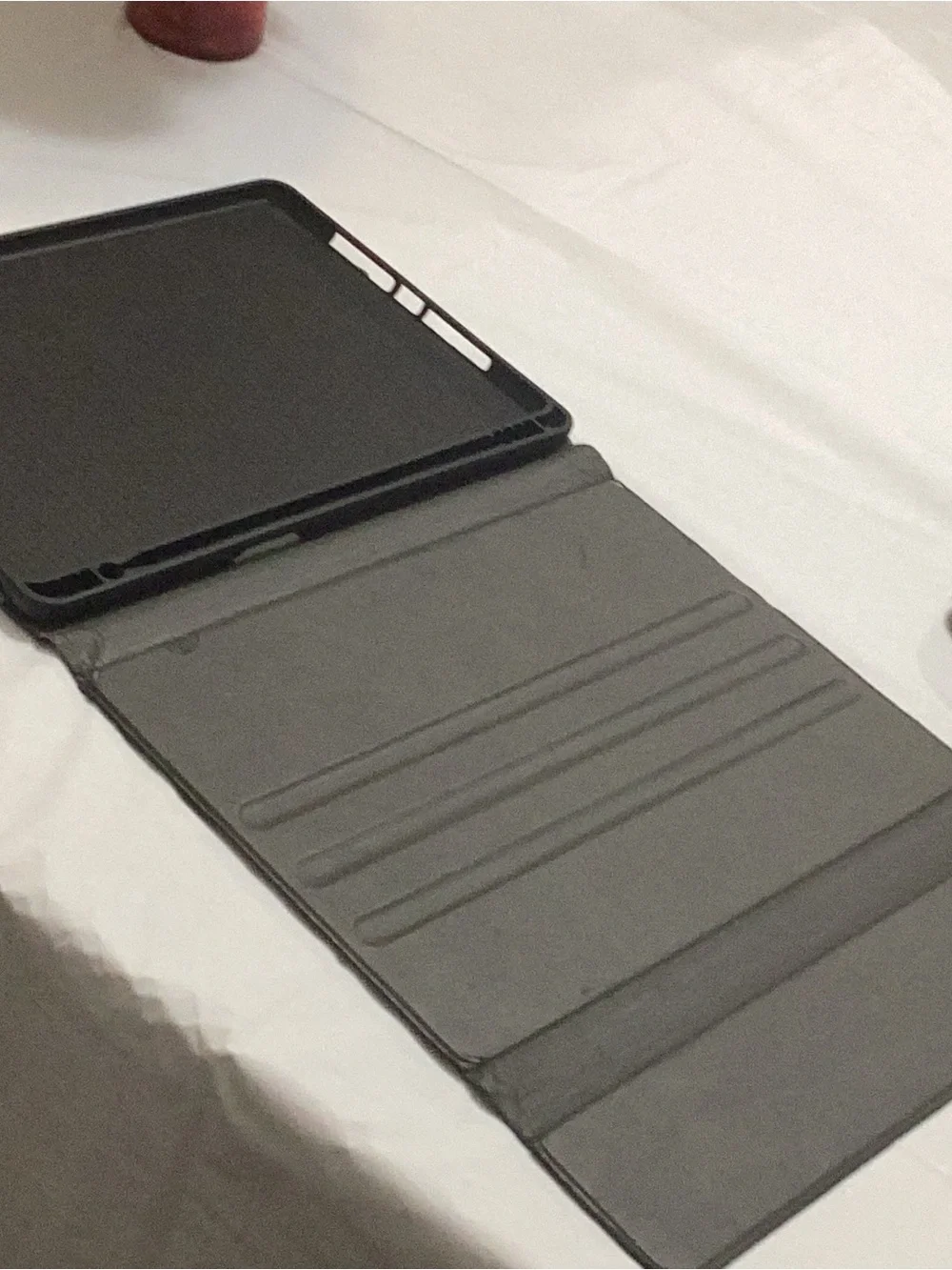 Amazon Black Bluetooth iPad Generation 9 Keyboard Case with Wireless Mouse